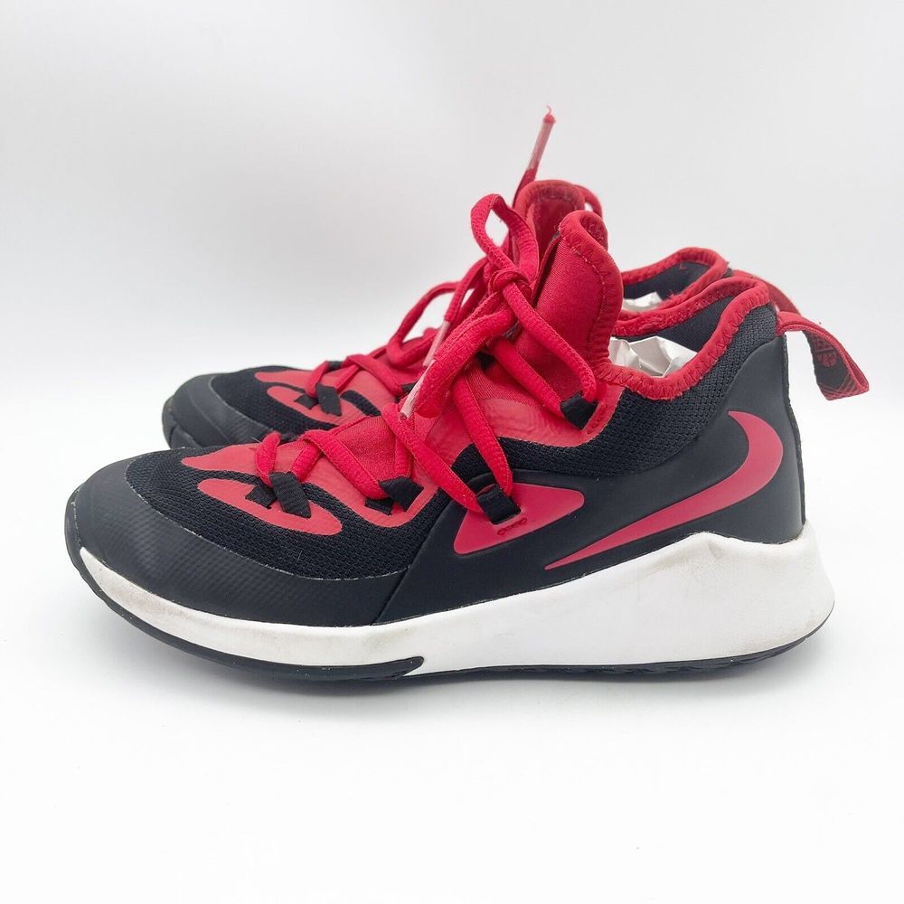 Nike Future Court 2 Basketball Shoes Sneaker Black / Red BQ5628-002 BOYS 4Y